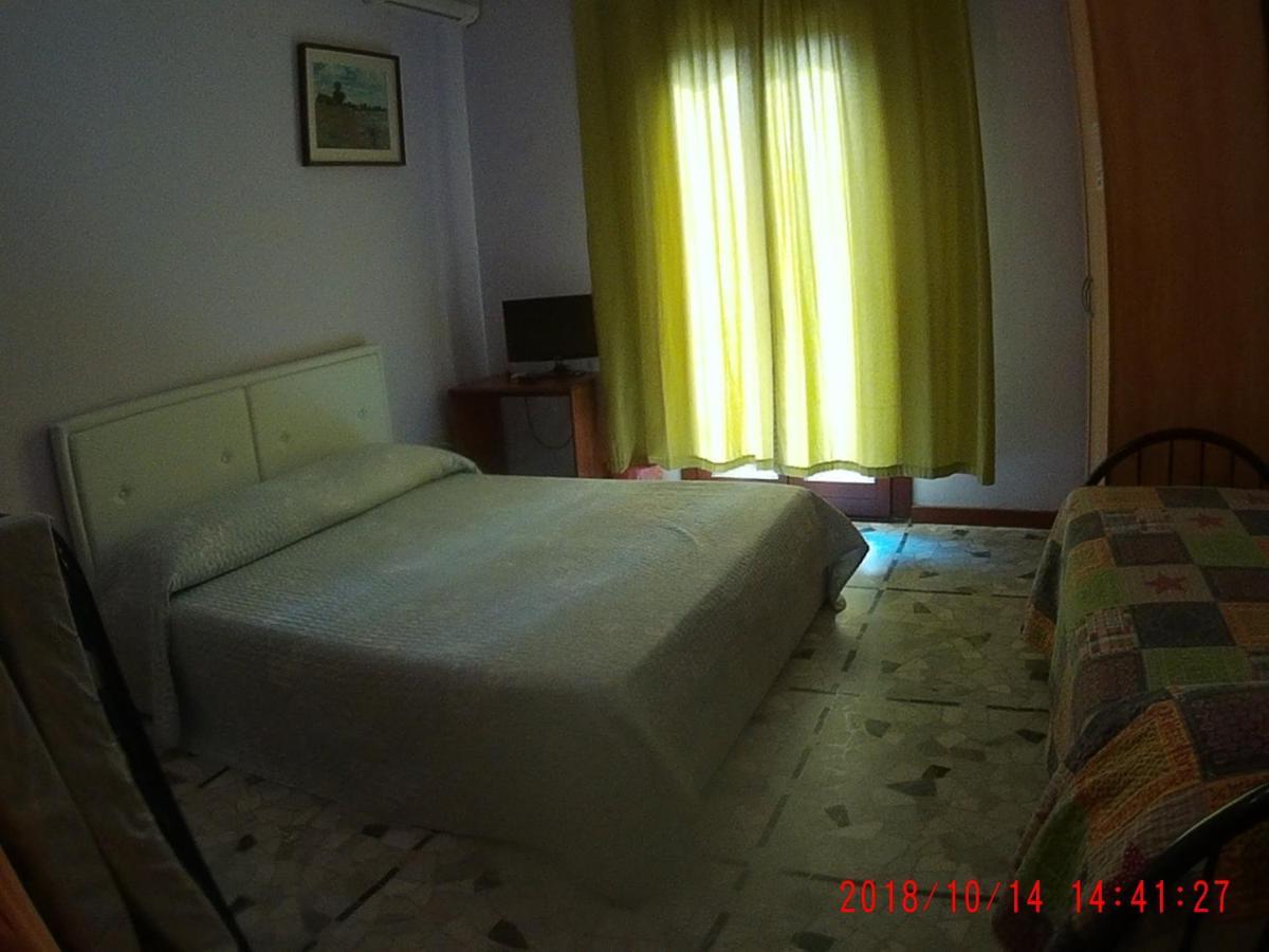 The Caponi Bros Bed & Breakfast 2*