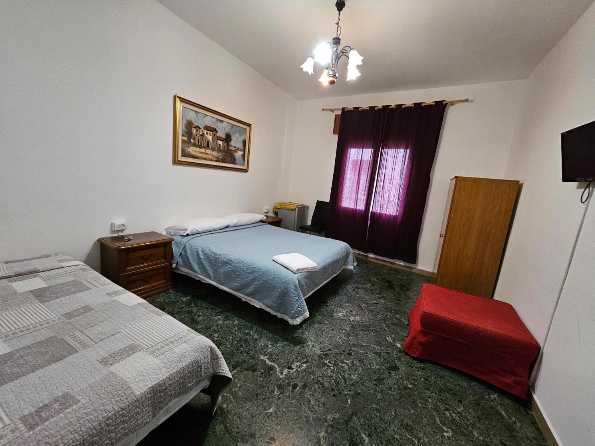 The Caponi Bros Bed and breakfast 2*