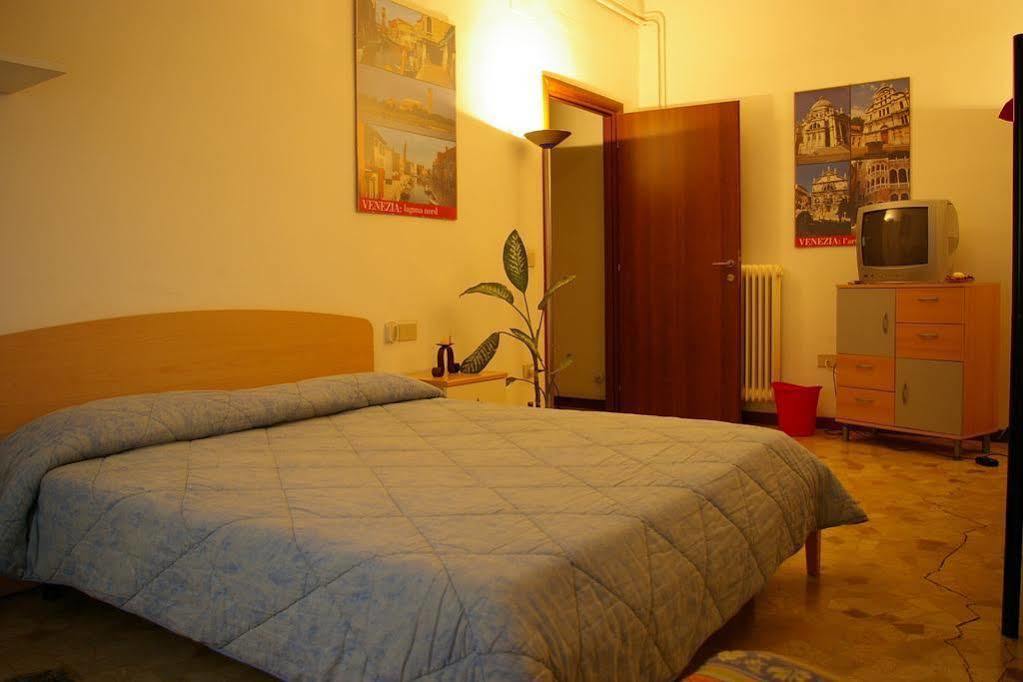 The Caponi Bros Bed and breakfast